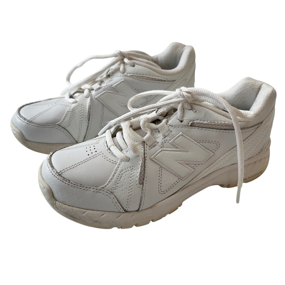 New Balance 624‎ Cross Training Shoes White Leather Sneakers Walking Kids Size 3